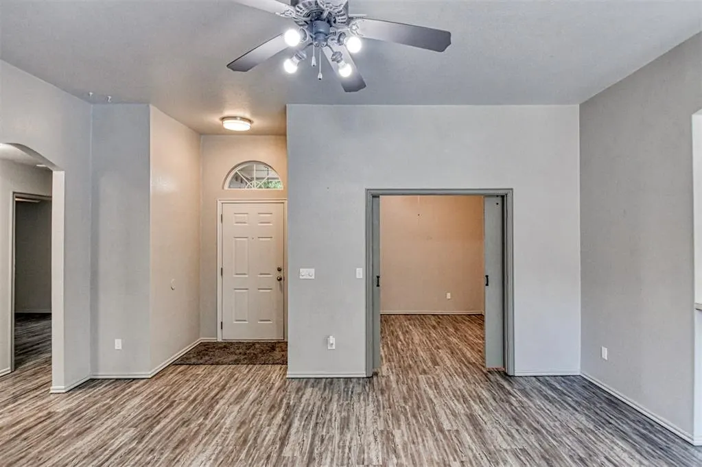 Photo 9 — 1200 Teakwood Drive, Norman, OK 73071