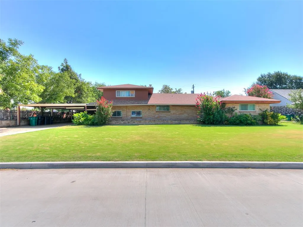 Photo 3 — 6508 S Country Club Drive, Oklahoma City, OK 73159