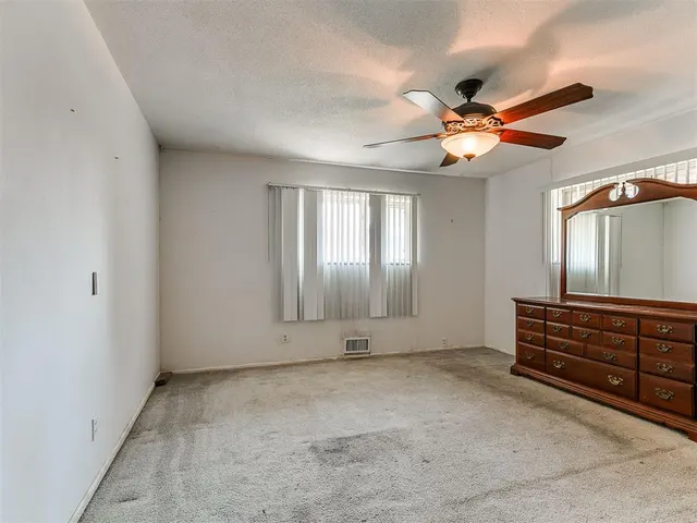 Photo 7 — 6508 S Country Club Drive, Oklahoma City, OK 73159