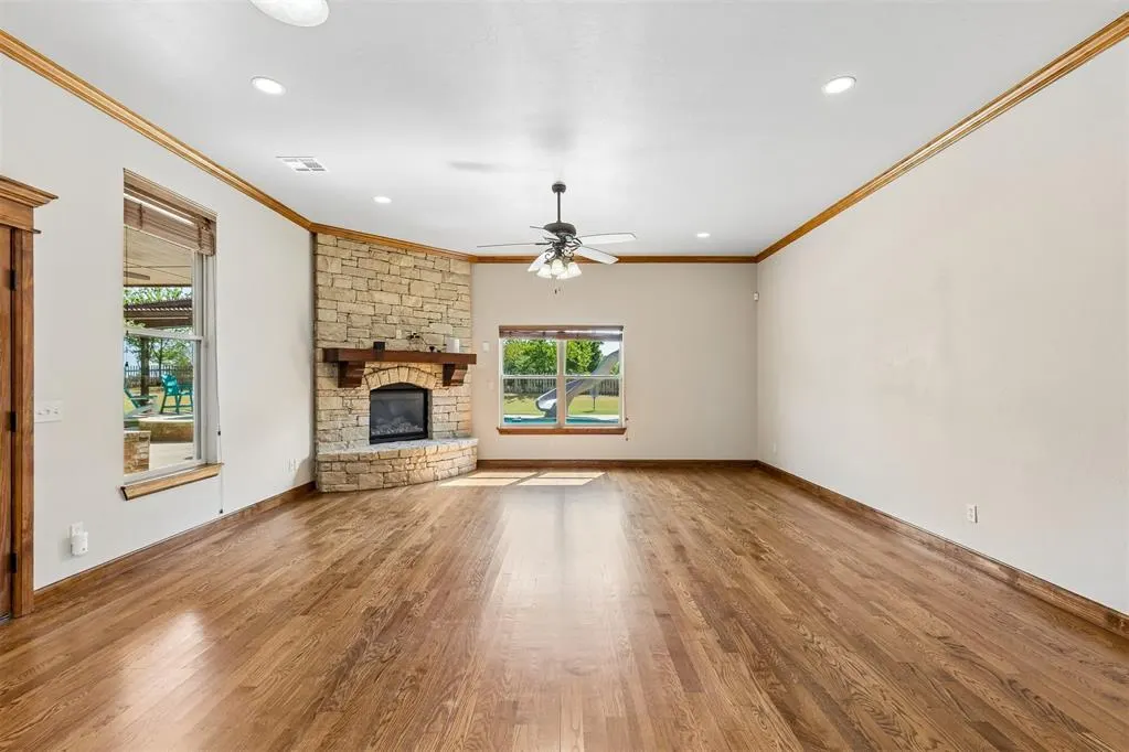 Photo 8 — 22982 Crossfield Court, Edmond, OK 73025