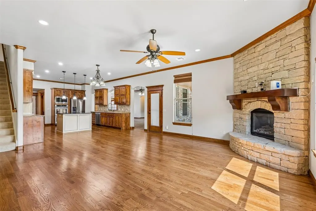 Photo 9 — 22982 Crossfield Court, Edmond, OK 73025