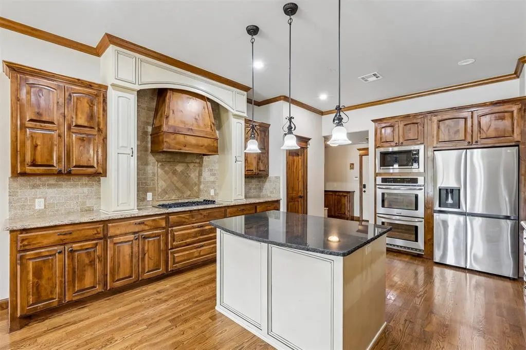 Photo 12 — 22982 Crossfield Court, Edmond, OK 73025