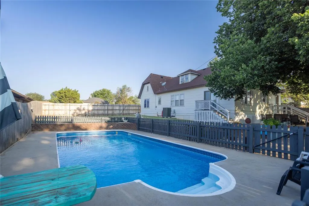 Photo 24 — 524 N 5th Street, Weatherford, OK 73096