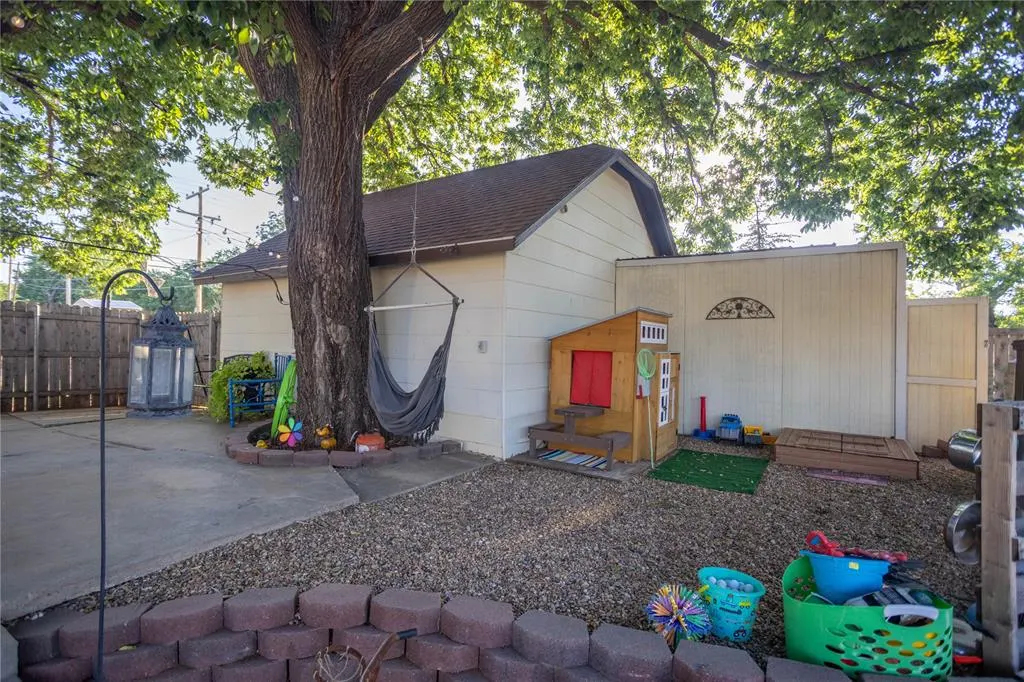 Photo 26 — 524 N 5th Street, Weatherford, OK 73096