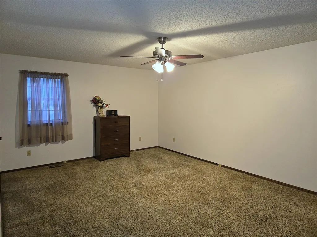 Photo 14 — 15109 Ken Road, Oklahoma City, OK 73165