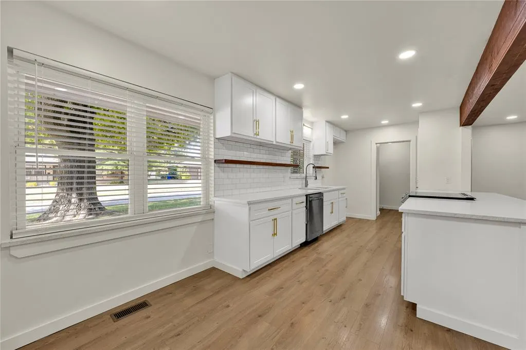Photo 13 — 1512 Cruce Street, Norman, OK 73069