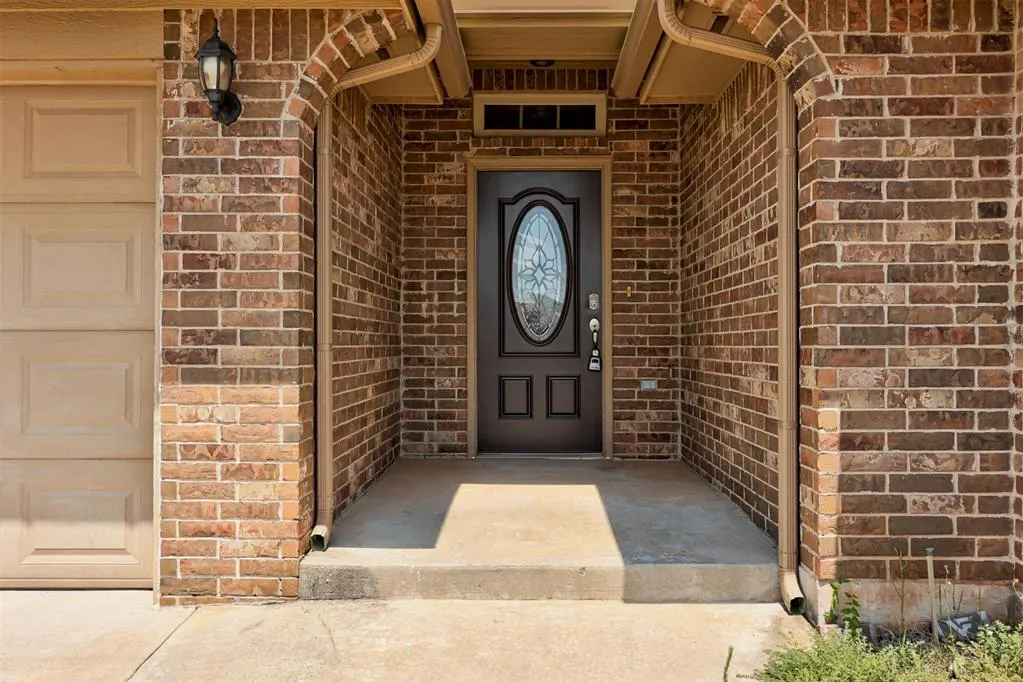 Photo 5 — 1633 Rangeline Road, Norman, OK 73071