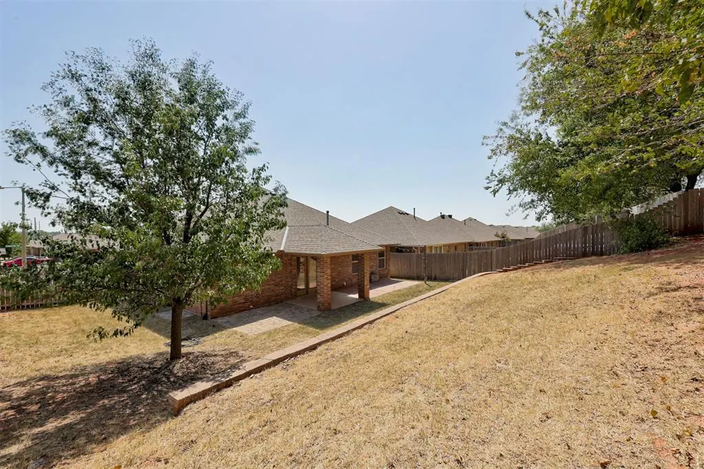Photo 41 — 1633 Rangeline Road, Norman, OK 73071