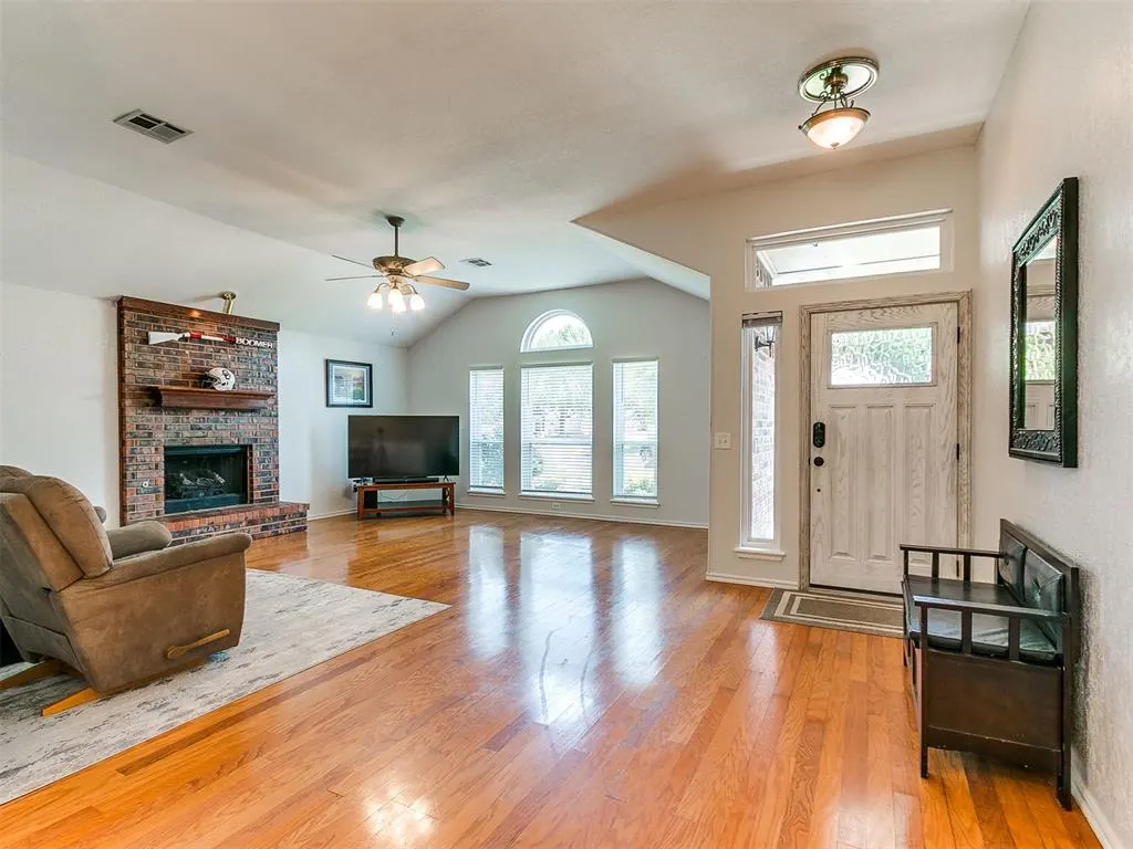 Photo 12 — 328 Waterfront Drive, Norman, OK 73071