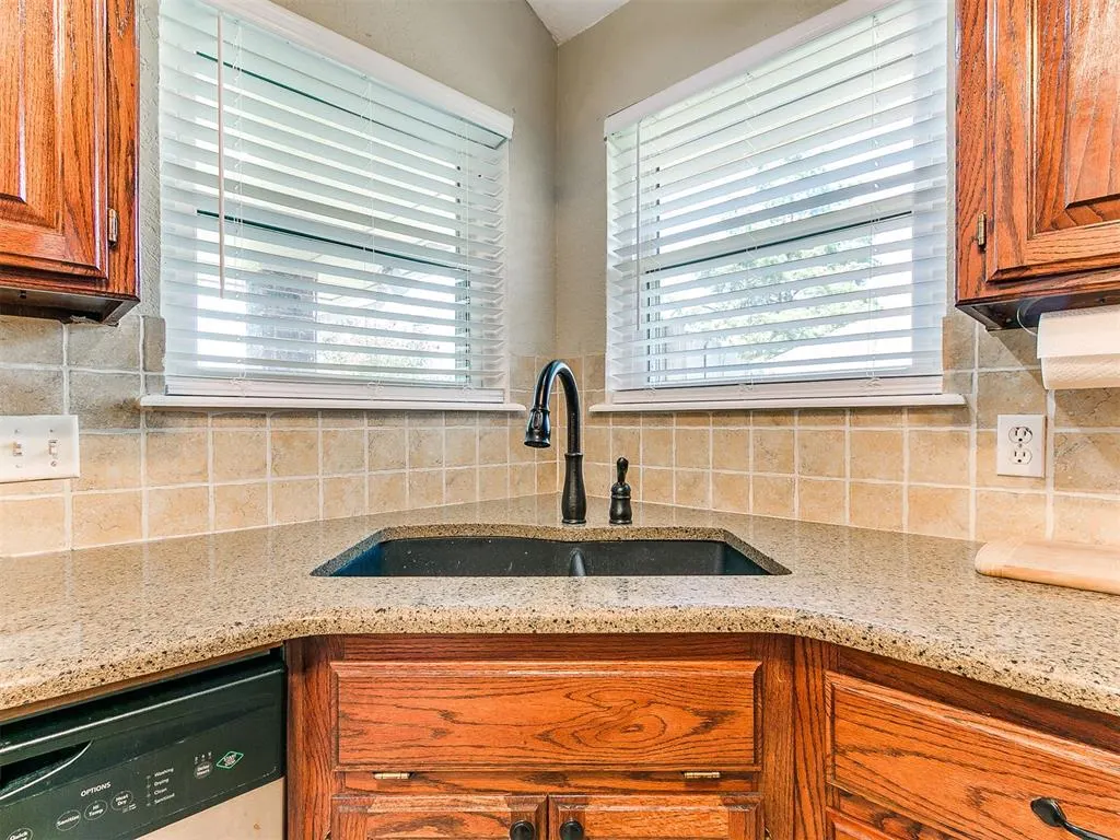 Photo 18 — 328 Waterfront Drive, Norman, OK 73071