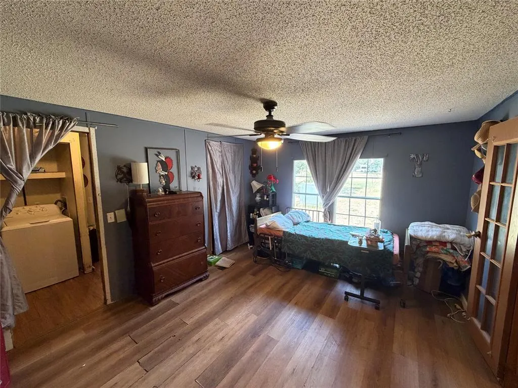 Photo 11 — 35223 E 131 Road, Maud, OK 74854