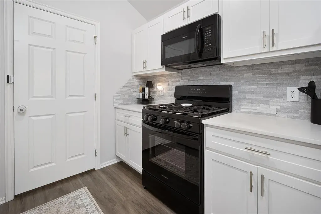 Photo 13 — 1020 S Blackjack Lane, Mustang, OK 73064