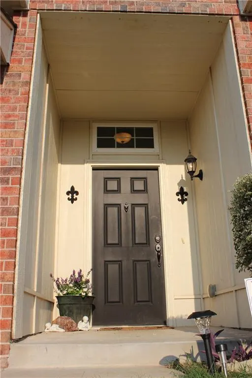 Photo 2 — 21206 River Lark Ln Lane, Edmond, OK 73012