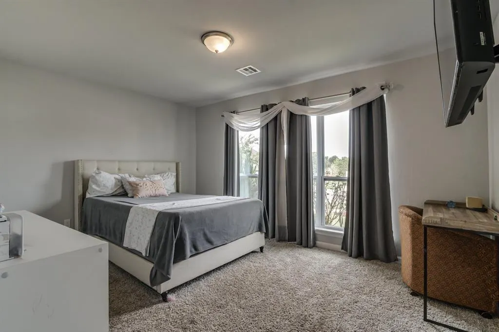 Photo 16 — 2135 Arcady Avenue, Norman, OK 73026