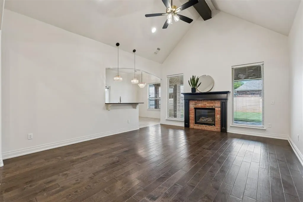 Photo 11 — 5613 St James Place, Oklahoma City, OK 73179