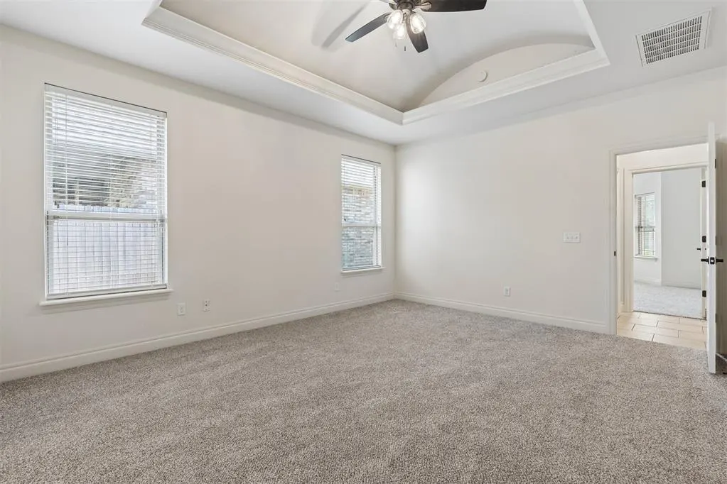 Photo 35 — 5613 St James Place, Oklahoma City, OK 73179