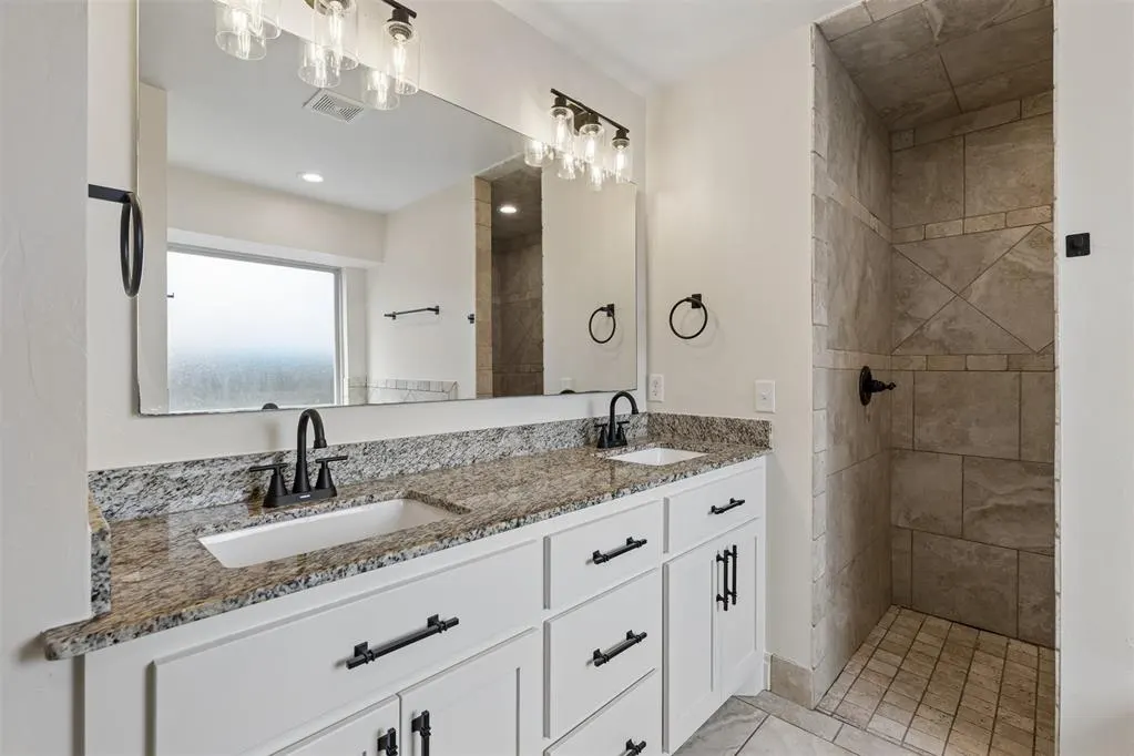 Photo 36 — 5613 St James Place, Oklahoma City, OK 73179