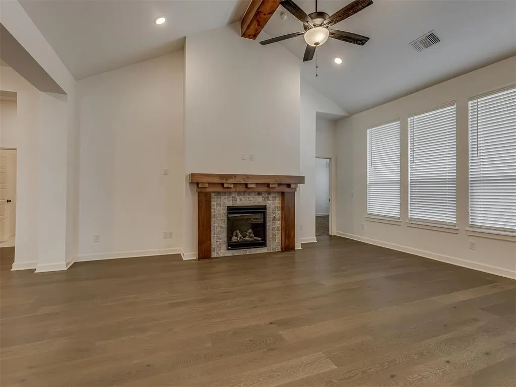 Photo 6 — 10505 NW 33rd Street, Yukon, OK 73099