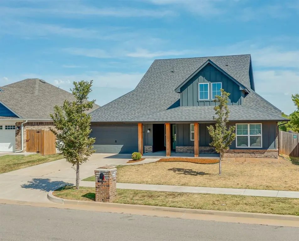Photo 2 — 10505 NW 33rd Street, Yukon, OK 73099
