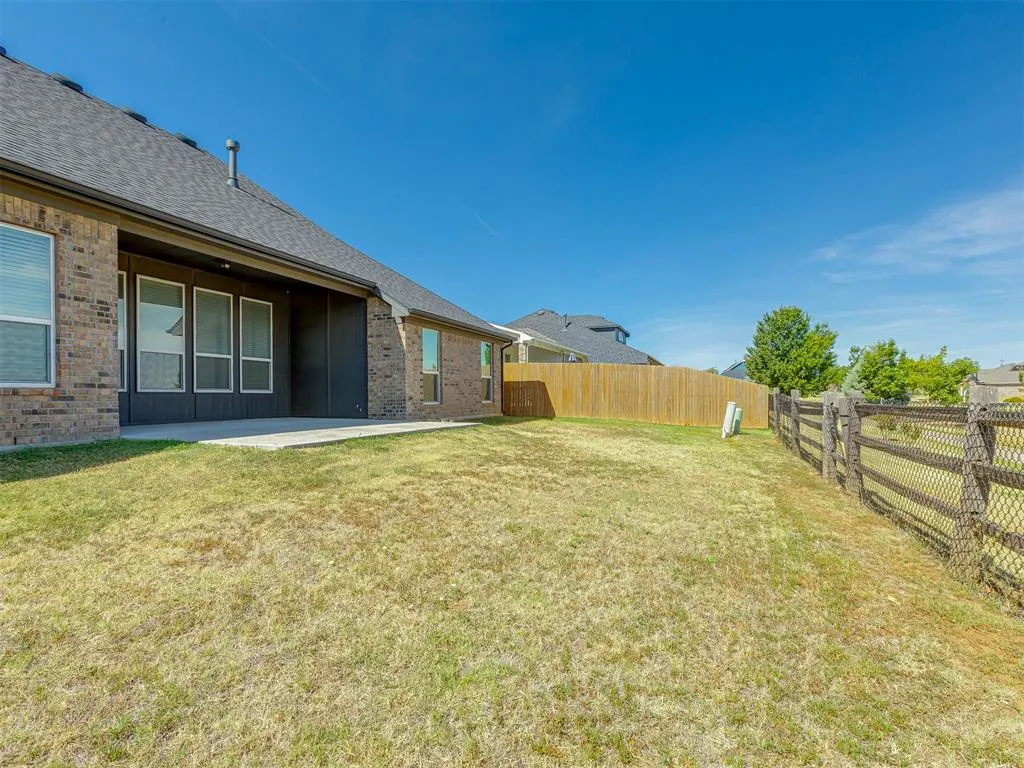 Photo 38 — 10505 NW 33rd Street, Yukon, OK 73099