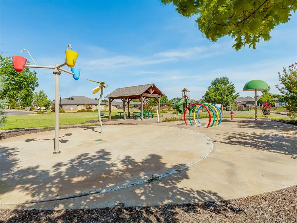 Photo 40 — 10505 NW 33rd Street, Yukon, OK 73099