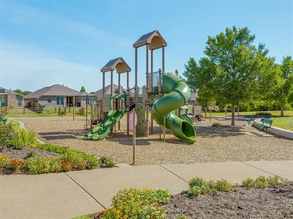 Photo 41 — 10505 NW 33rd Street, Yukon, OK 73099