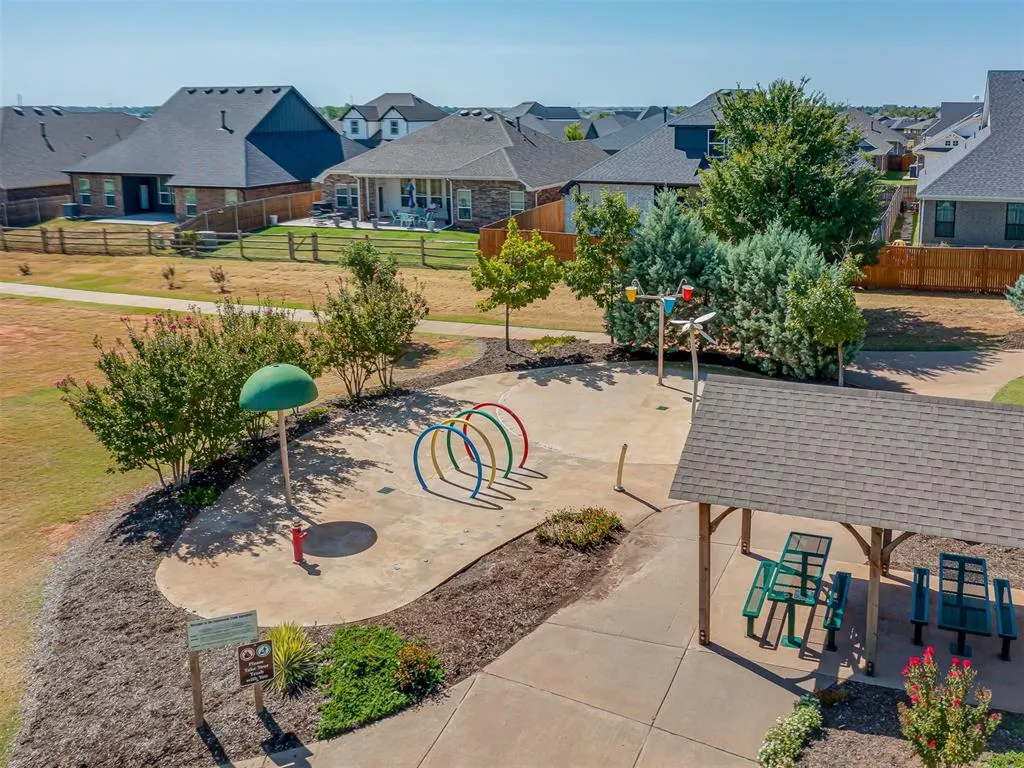 Photo 50 — 10505 NW 33rd Street, Yukon, OK 73099