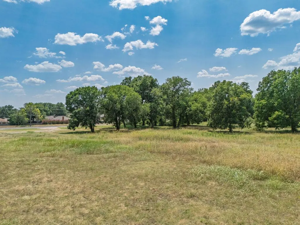 Photo 14 — 1601 N Bryan Avenue, Shawnee, OK 74804