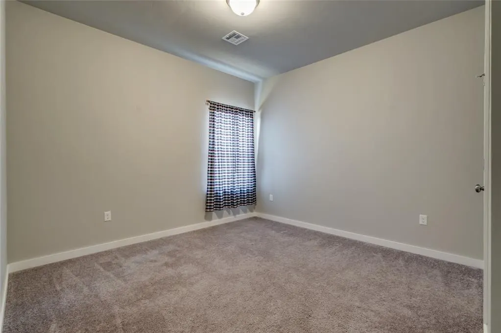 Photo 12 — 13112 Huntington Drive, Edmond, OK 73025