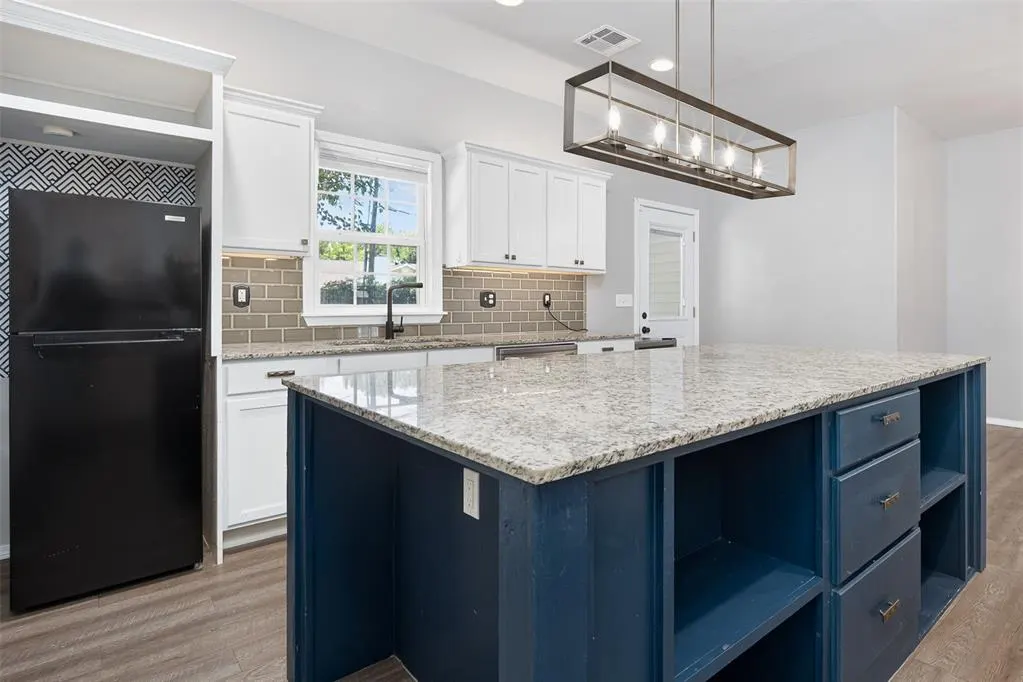 Photo 8 — 3225 NW 16th Street, Oklahoma City, OK 73107