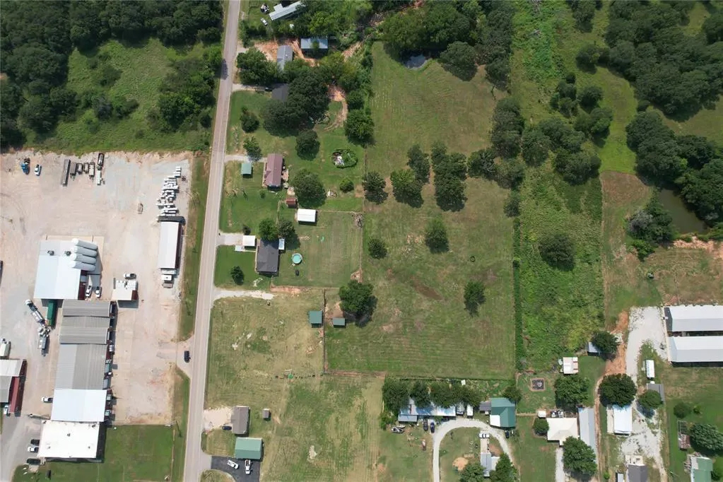 Photo 4 — Moccasin Trail, Prague, OK 74864