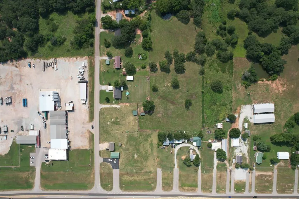 Photo 5 — Moccasin Trail, Prague, OK 74864