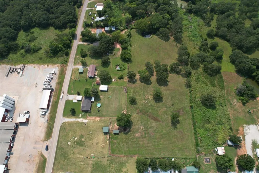 Photo 7 — Moccasin Trail, Prague, OK 74864