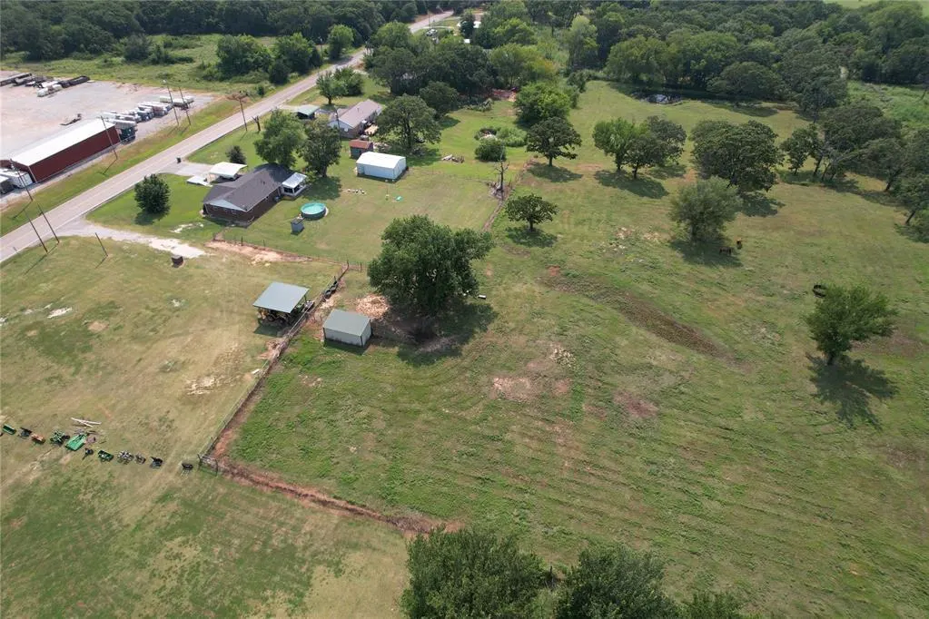 Photo 12 — Moccasin Trail, Prague, OK 74864