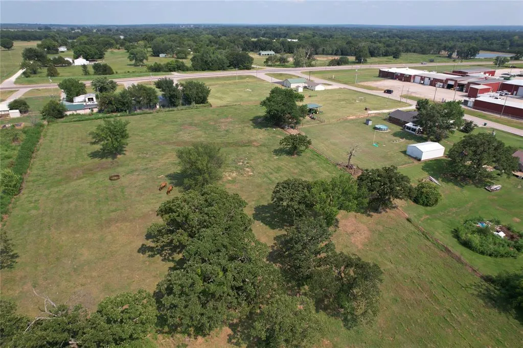 Photo 35 — Moccasin Trail, Prague, OK 74864