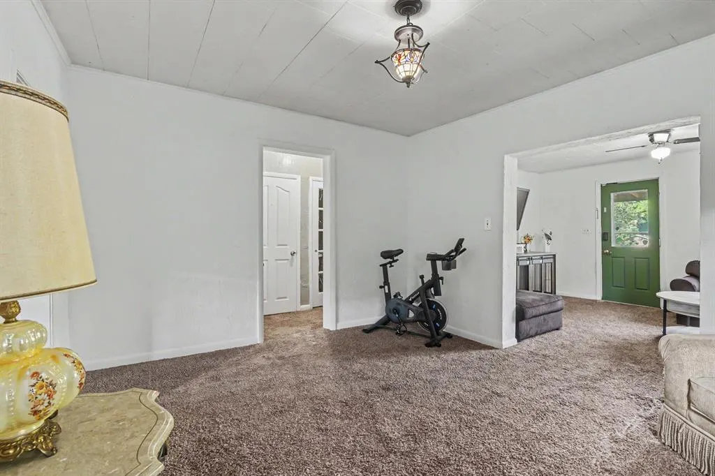 Photo 10 — 522 N Broad Street, Guthrie, OK 73044
