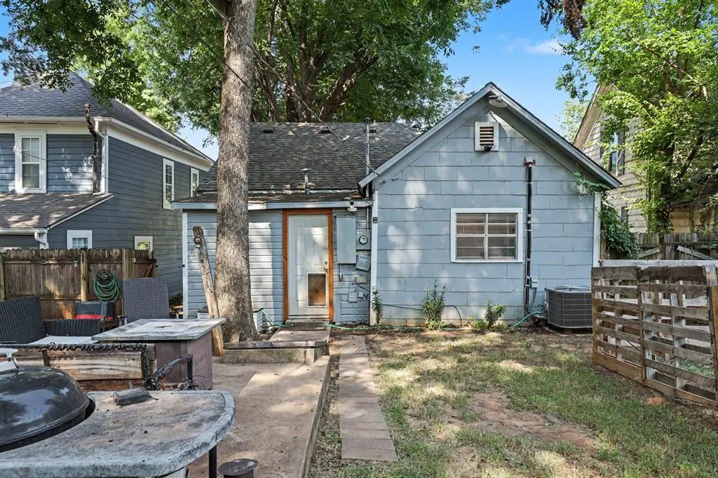 Photo 27 — 522 N Broad Street, Guthrie, OK 73044