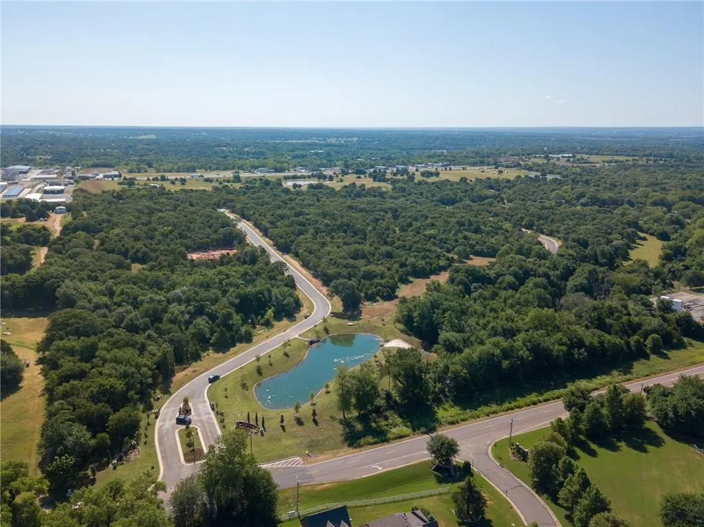 Photo 6 — 5716 Moulin Drive, Edmond, OK 73034