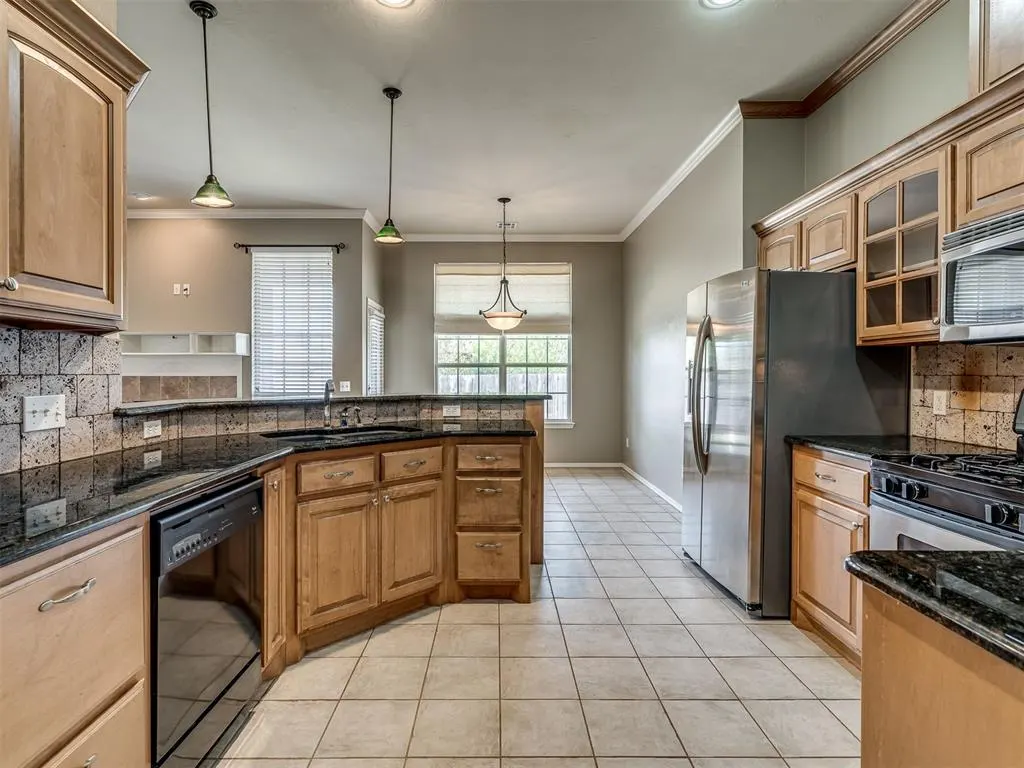 Photo 13 — 2721 NW 167th Street, Edmond, OK 73012