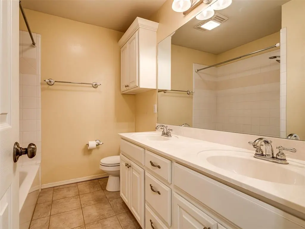 Photo 39 — 2721 NW 167th Street, Edmond, OK 73012