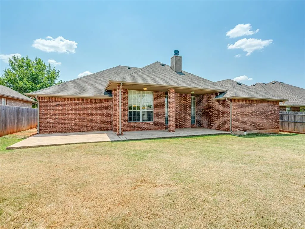 Photo 41 — 2721 NW 167th Street, Edmond, OK 73012