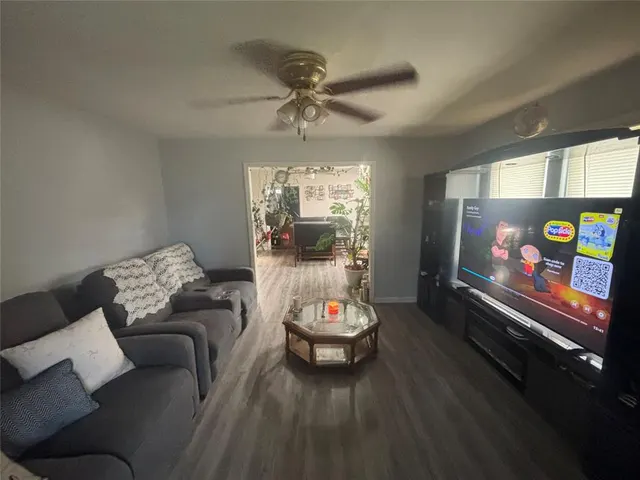 Photo 6 — 1224 Kaw Street, Perry, OK 73077