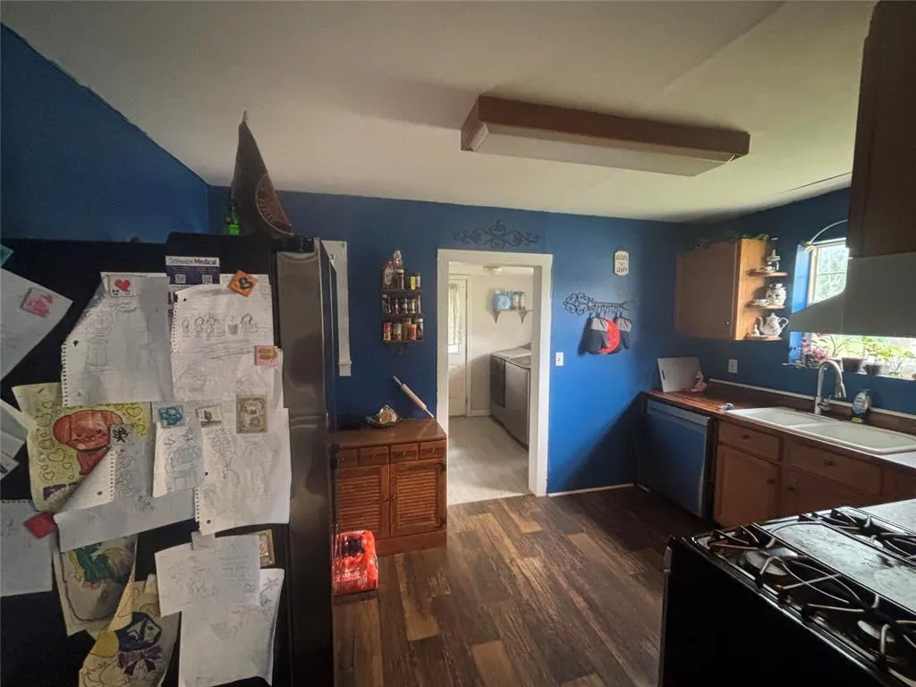 Photo 11 — 1224 Kaw Street, Perry, OK 73077