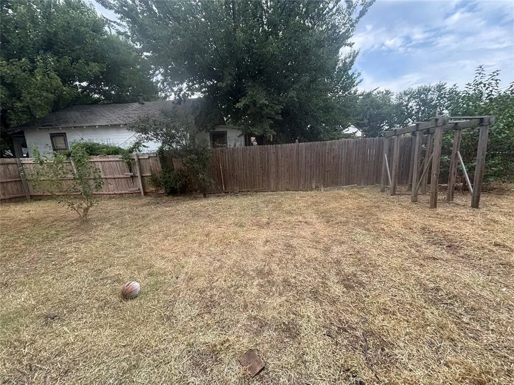 Photo 25 — 1224 Kaw Street, Perry, OK 73077