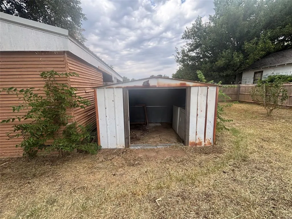 Photo 27 — 1224 Kaw Street, Perry, OK 73077