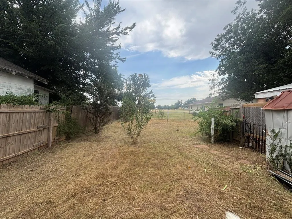 Photo 28 — 1224 Kaw Street, Perry, OK 73077