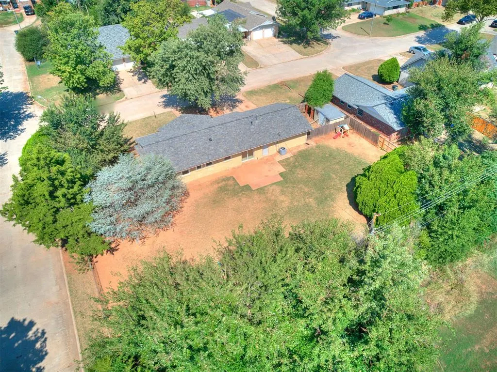 Photo 37 — 808 Del Haven Drive, Del City, OK 73115