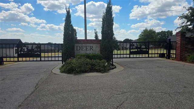 Photo 3 — 8319 Shadow Lake Drive, Blanchard, OK 73010