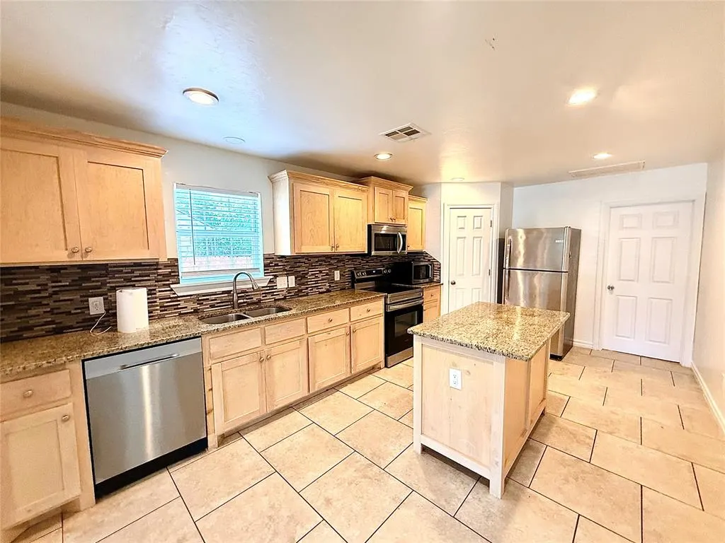 Photo 17 — 2135 N Lottie Avenue, Oklahoma City, OK 73111