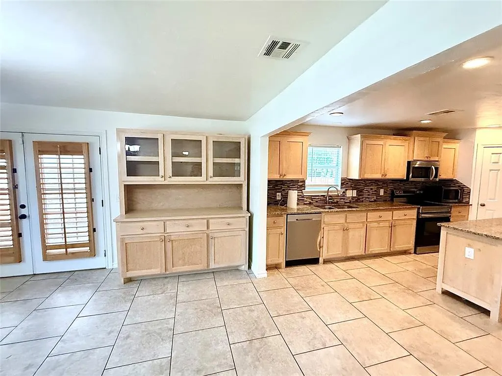 Photo 31 — 2135 N Lottie Avenue, Oklahoma City, OK 73111